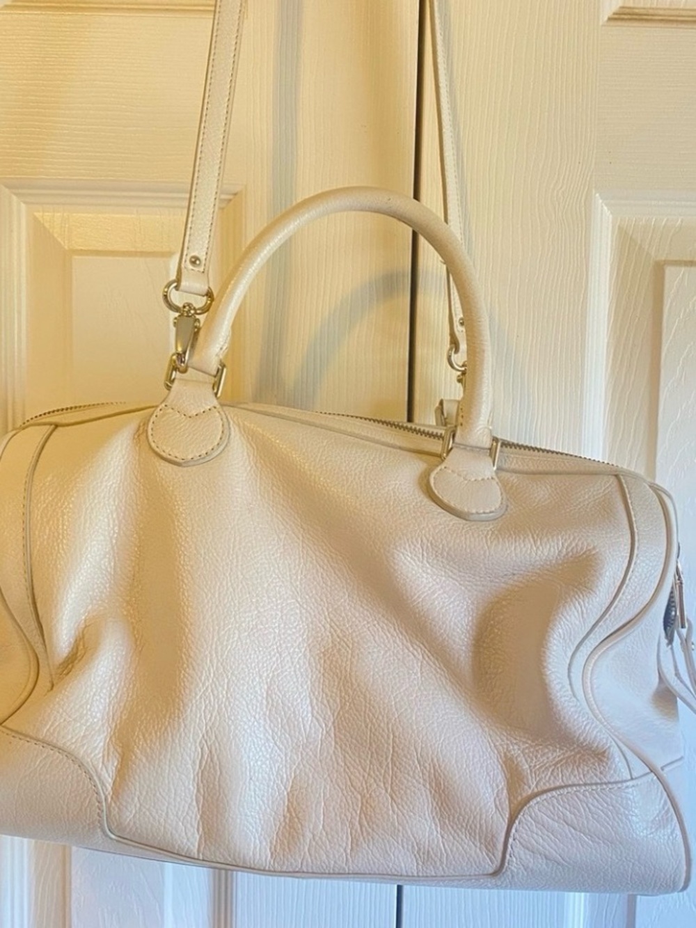 Vintage Banana Republic Cream Leather Shoulder Satchel